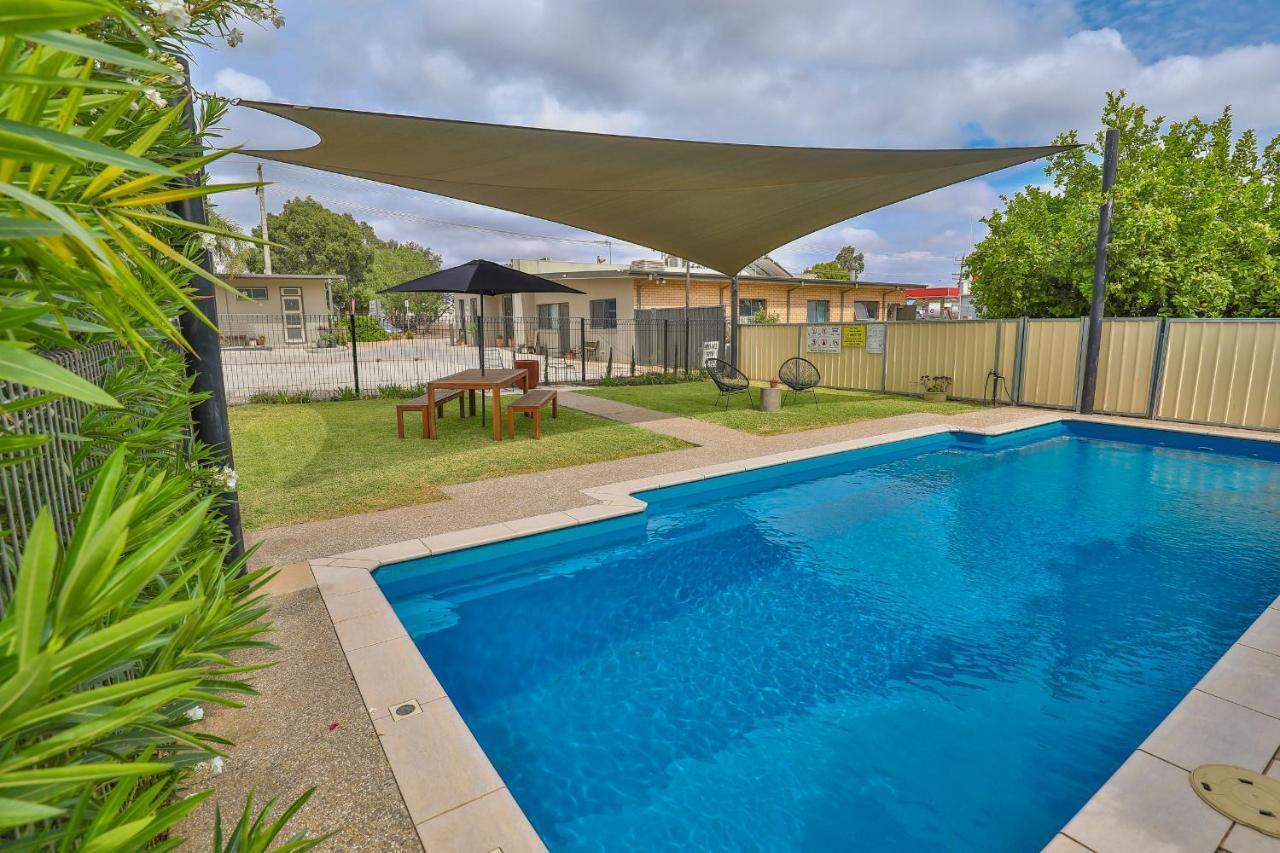Robinvale Bridge Motel Екстериор снимка