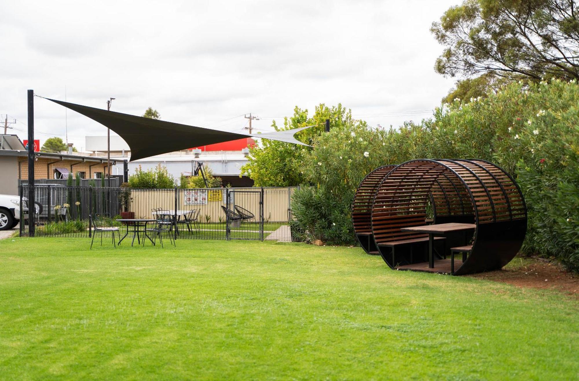 Robinvale Bridge Motel Екстериор снимка